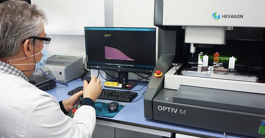 Précision accrue et rapidité dans les contrôles dimensionnels de flacons et capsules L’Oréal